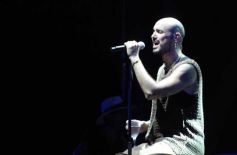 Foto de la galería: Abel Pintos se reencontró con el afecto del público misionero en el show colmado que trajo en el arranque del mes 