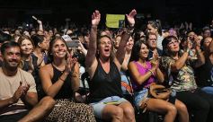 Foto de la galería: Abel Pintos se reencontró con el afecto del público misionero en el show colmado que trajo en el arranque del mes 