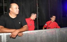 Foto de la galería: Abel Pintos se reencontró con el afecto del público misionero en el show colmado que trajo en el arranque del mes 