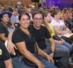 Foto de la galería: Abel Pintos se reencontró con el afecto del público misionero en el show colmado que trajo en el arranque del mes 
