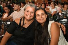 Foto de la galería: Abel Pintos se reencontró con el afecto del público misionero en el show colmado que trajo en el arranque del mes 