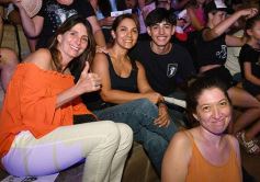 Foto de la galería: Abel Pintos se reencontró con el afecto del público misionero en el show colmado que trajo en el arranque del mes 