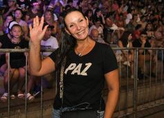 Foto de la galería: Abel Pintos se reencontró con el afecto del público misionero en el show colmado que trajo en el arranque del mes 