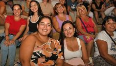 Foto de la galería: Abel Pintos se reencontró con el afecto del público misionero en el show colmado que trajo en el arranque del mes 