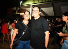 Foto de la galería: Abel Pintos se reencontró con el afecto del público misionero en el show colmado que trajo en el arranque del mes 