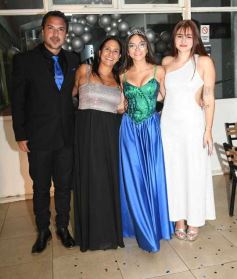 Foto de la galería: La felicidad de Catalina Paz Lobato por sus 15 años en estas postales con los mejores momentos de su esperada fiesta