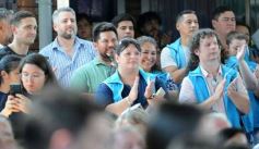 Foto de la galería: Acto en la Escuela 675: la vuelta a clases fue con reencuentros y buenos deseos compartidos para el año que sigue