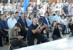 Foto de la galería: Acto en la Escuela 675: la vuelta a clases fue con reencuentros y buenos deseos compartidos para el año que sigue