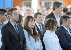 Foto de la galería: Acto en la Escuela 675: la vuelta a clases fue con reencuentros y buenos deseos compartidos para el año que sigue