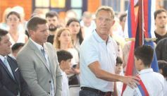 Foto de la galería: Acto en la Escuela 675: la vuelta a clases fue con reencuentros y buenos deseos compartidos para el año que sigue