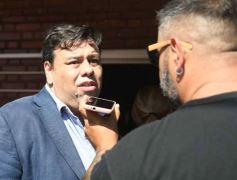 Foto de la galería: Acto en la Escuela 675: la vuelta a clases fue con reencuentros y buenos deseos compartidos para el año que sigue