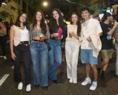Foto de la galería: San Patricio se pasó con disfrute como en la noche cervecera de los vecinos de calle Colón de la ciudad