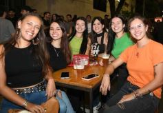 Foto de la galería: San Patricio se pasó con disfrute como en la noche cervecera de los vecinos de calle Colón de la ciudad