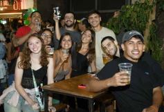 Foto de la galería: San Patricio se pasó con disfrute como en la noche cervecera de los vecinos de calle Colón de la ciudad