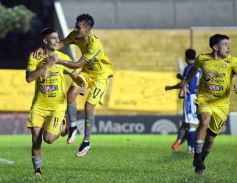 Foto de la galería: Federal A: el Colectivero cortó la racha y sumó sus primeros tres puntos en Santa Inés
