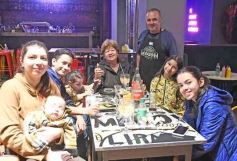 Foto de la galería: El Reventón en Posadas: entre compras, salidas y shows, todo el disfrute que se reunió en la segunda y tercera noche 