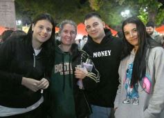 Foto de la galería: El Reventón en Posadas: entre compras, salidas y shows, todo el disfrute que se reunió en la segunda y tercera noche 