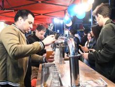 Foto de la galería: El Reventón en Posadas: entre compras, salidas y shows, todo el disfrute que se reunió en la segunda y tercera noche 