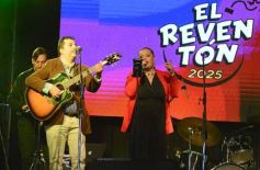 Foto de la galería: El Reventón en Posadas: entre compras, salidas y shows, todo el disfrute que se reunió en la segunda y tercera noche 