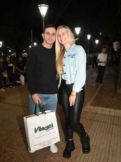 Foto de la galería: El Reventón en Posadas: entre compras, salidas y shows, todo el disfrute que se reunió en la segunda y tercera noche 