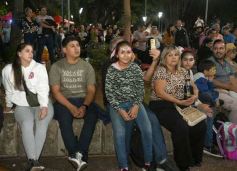 Foto de la galería: El Reventón en Posadas: entre compras, salidas y shows, todo el disfrute que se reunió en la segunda y tercera noche 