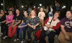 Foto de la galería: El Reventón en Posadas: entre compras, salidas y shows, todo el disfrute que se reunió en la segunda y tercera noche 