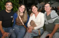 Foto de la galería: El Reventón en Posadas: entre compras, salidas y shows, todo el disfrute que se reunió en la segunda y tercera noche 