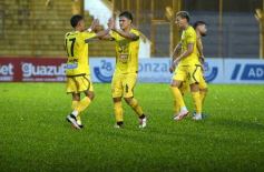 Foto de la galería: Federal A: Crucero se quedó con tres puntos necesarios para remontar en su zona