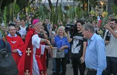 Foto de la galería: Semana Santa en Posadas: la fe y tradición de estas fechas en el masivo encuentro que movilizó la Bendición de Ramos