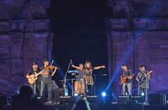 Foto de la galería: Misa Popular de las Misiones: marco imponente de otra colmada noche de liturgia, música y folclore en San Ignacio