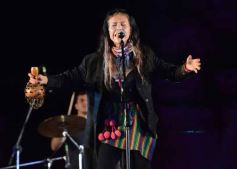 Foto de la galería: Misa Popular de las Misiones: marco imponente de otra colmada noche de liturgia, música y folclore en San Ignacio