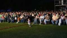 Foto de la galería: Misa Popular de las Misiones: marco imponente de otra colmada noche de liturgia, música y folclore en San Ignacio
