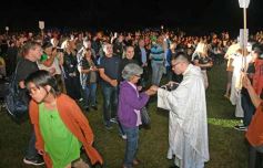 Foto de la galería: Misa Popular de las Misiones: marco imponente de otra colmada noche de liturgia, música y folclore en San Ignacio