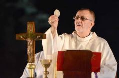 Foto de la galería: Misa Popular de las Misiones: marco imponente de otra colmada noche de liturgia, música y folclore en San Ignacio