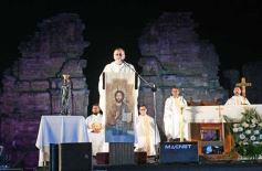 Foto de la galería: Misa Popular de las Misiones: marco imponente de otra colmada noche de liturgia, música y folclore en San Ignacio