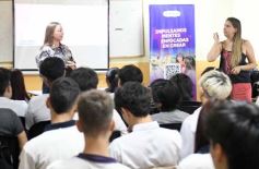 Foto de la galería: Silicon Misiones llevó a los jovenes del Martin de Moussy una charla de interés sobre riesgos de la ludopatía