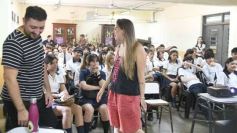 Foto de la galería: Silicon Misiones llevó a los jovenes del Martin de Moussy una charla de interés sobre riesgos de la ludopatía