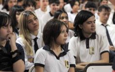 Foto de la galería: Silicon Misiones llevó a los jovenes del Martin de Moussy una charla de interés sobre riesgos de la ludopatía