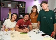 Foto de la galería: Cumpleaños y celebraciones también están en el resumen de encuentros y disfrute de este abril en Posadas