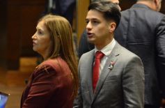 Foto de la galería: Apertura de Sesiones: el Gobernador Hugo Passalacqua llamó a seguir trabajando sin grietas en el Acto del 1ro de Mayo