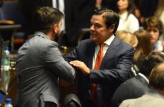 Foto de la galería: Apertura de Sesiones: el Gobernador Hugo Passalacqua llamó a seguir trabajando sin grietas en el Acto del 1ro de Mayo