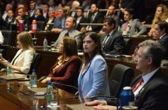 Foto de la galería: Apertura de Sesiones: el Gobernador Hugo Passalacqua llamó a seguir trabajando sin grietas en el Acto del 1ro de Mayo