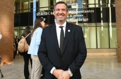 Foto de la galería: Apertura de Sesiones: el Gobernador Hugo Passalacqua llamó a seguir trabajando sin grietas en el Acto del 1ro de Mayo