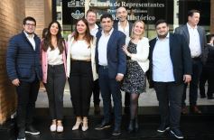 Foto de la galería: Apertura de Sesiones: el Gobernador Hugo Passalacqua llamó a seguir trabajando sin grietas en el Acto del 1ro de Mayo