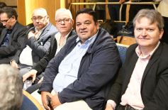 Foto de la galería: Apertura de Sesiones: el Gobernador Hugo Passalacqua llamó a seguir trabajando sin grietas en el Acto del 1ro de Mayo