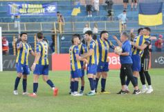 Foto de la galería: Federal A: Mitre pisó fuerte en casa y volvió a la zona de clasificación 