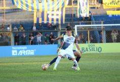 Foto de la galería: Federal A: Mitre pisó fuerte en casa y volvió a la zona de clasificación 