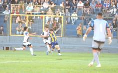 Foto de la galería: Federal A: Mitre pisó fuerte en casa y volvió a la zona de clasificación 