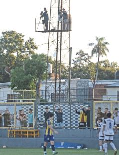 Foto de la galería: Federal A: Mitre pisó fuerte en casa y volvió a la zona de clasificación 