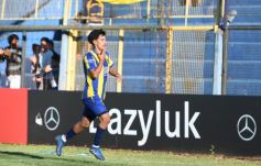 Foto de la galería: Federal A: Mitre pisó fuerte en casa y volvió a la zona de clasificación 